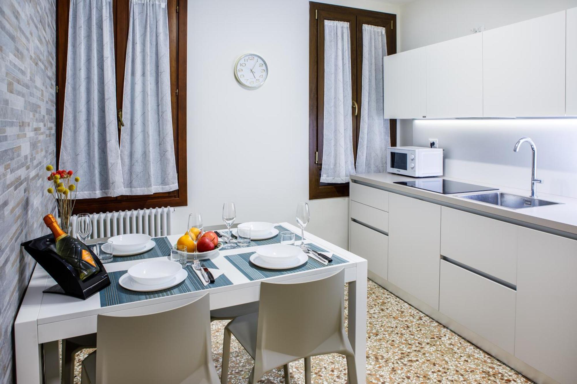 Ca'ada Apartamento *